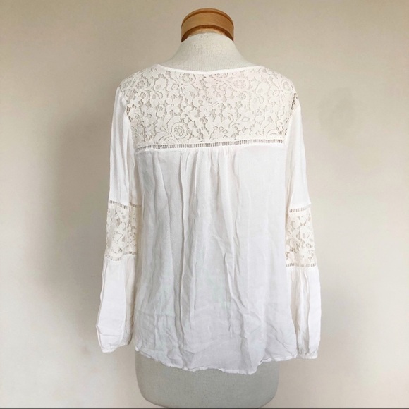 Lace Shoulder Long Sleeve Popover Blouse Cream L - Picture 7 of 7